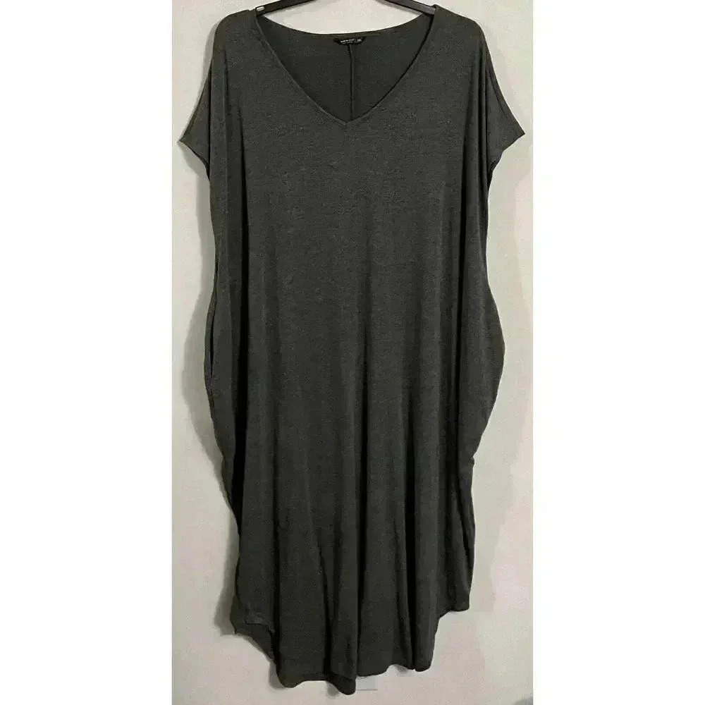 Shein Women’s Gray V Neck Sleeveless T-Shirt Dress With Pockets Size‎ 3XL 49” L